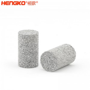 微米燒結(jié)金屬不銹鋼濾柱_316L不銹鋼粉末燒結(jié)濾柱